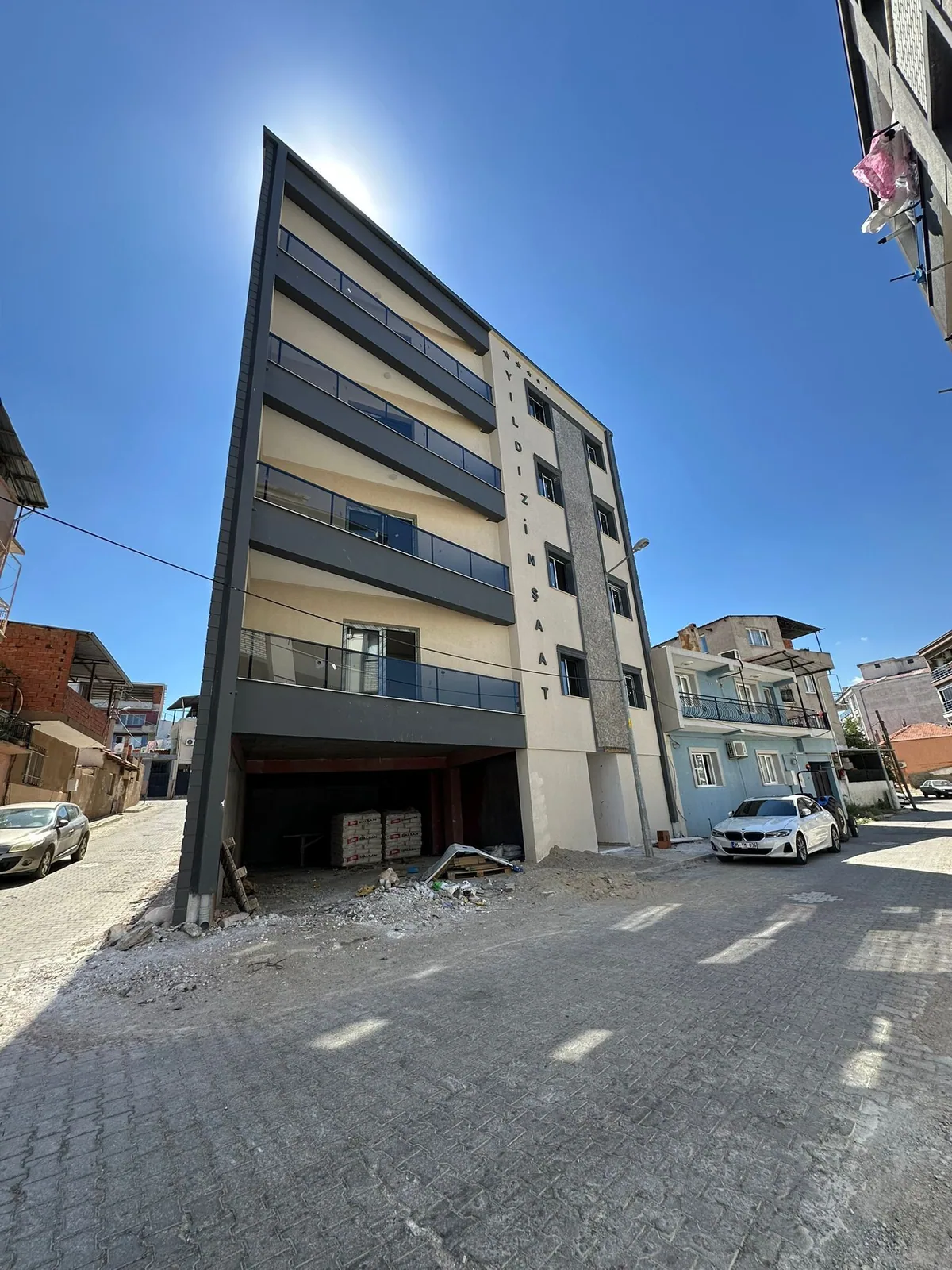 Armutlu Yeni Blok 8 Daire